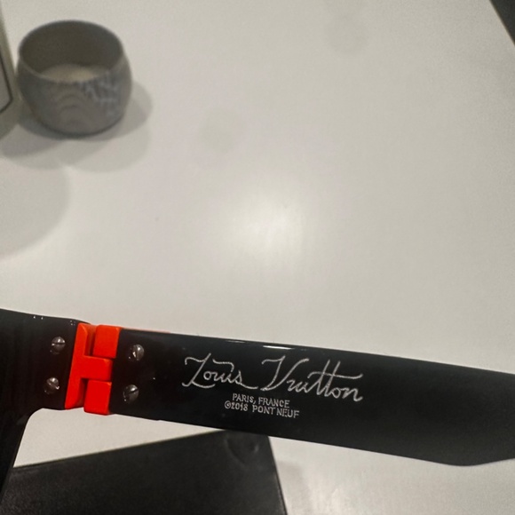 Louis Vuitton Spectacles (Virgil Abloh collab) - Picture 7 of 7